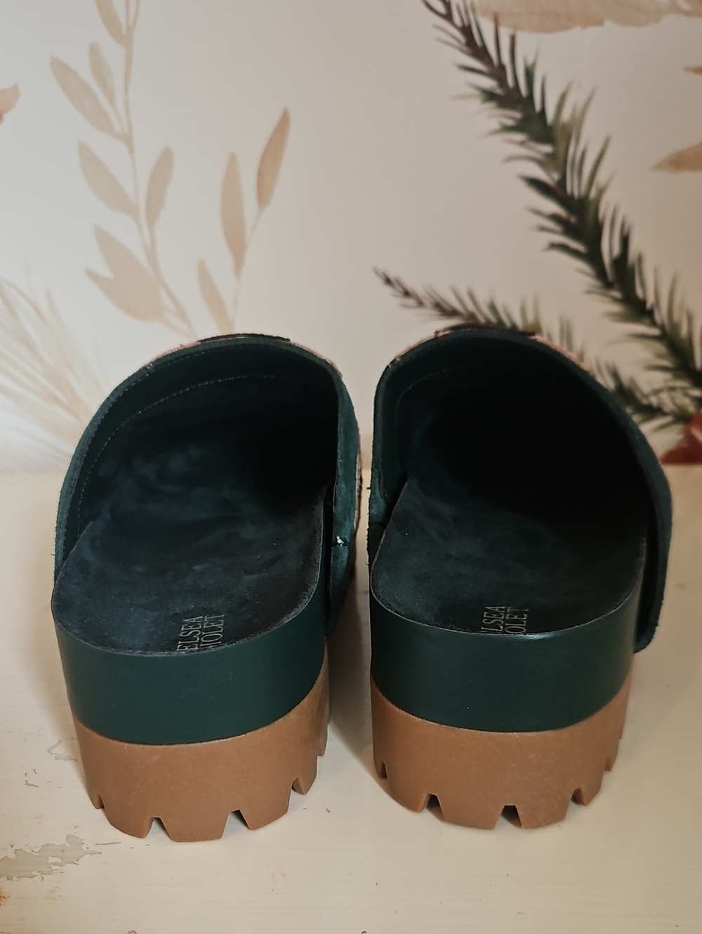 Chelsea & Violet Suede Evergreen Floral Platform Clogs, Embroidered Mules, Sz 8 - Picture 4 of 9